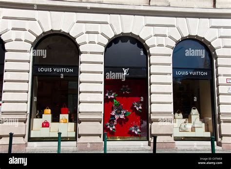 lv pénztárca|Louis Vuitton Budapest store, Hungary.